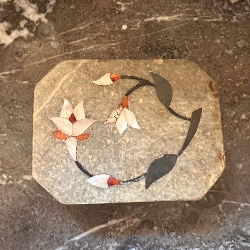 MOP Inlaid Soapstone Box from India